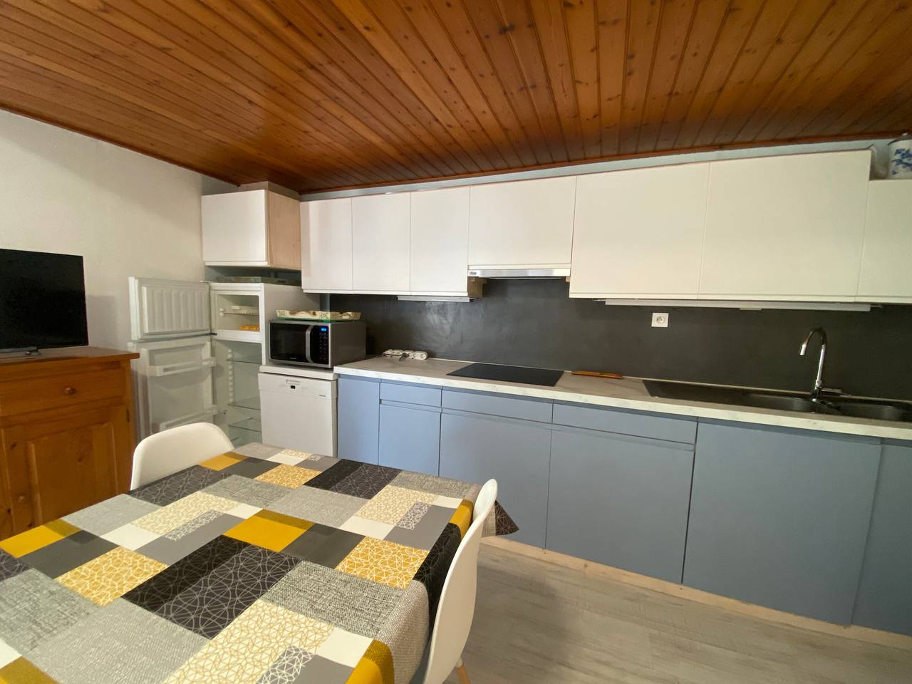 Appartement entier, Appartement à 150m de la plage, centre-ville, parking privé, équipé tout confort in La Tranche-sur-Mer, Vendée