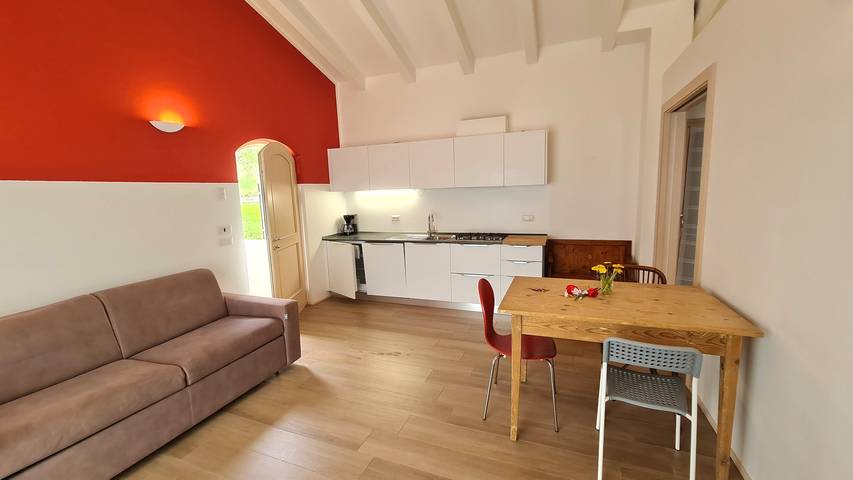 Ferienwohnung für 4 Personen, mit Balkon und Garten sowie Seeblick in Tremosine - 2