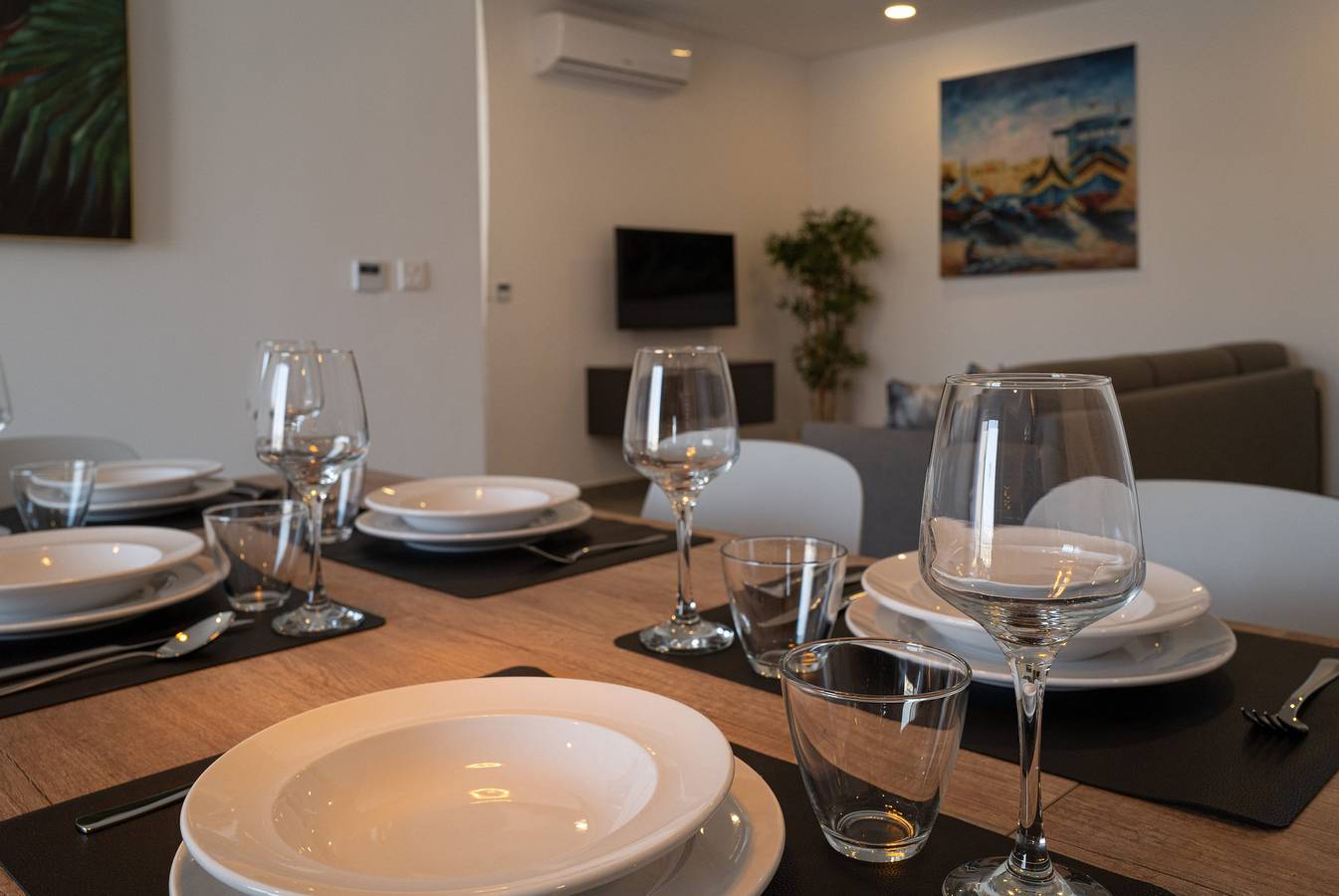 Appartement entier, Appartement de vacances pour 6 personnes avec balcon in Marsaskala, Île de Malte