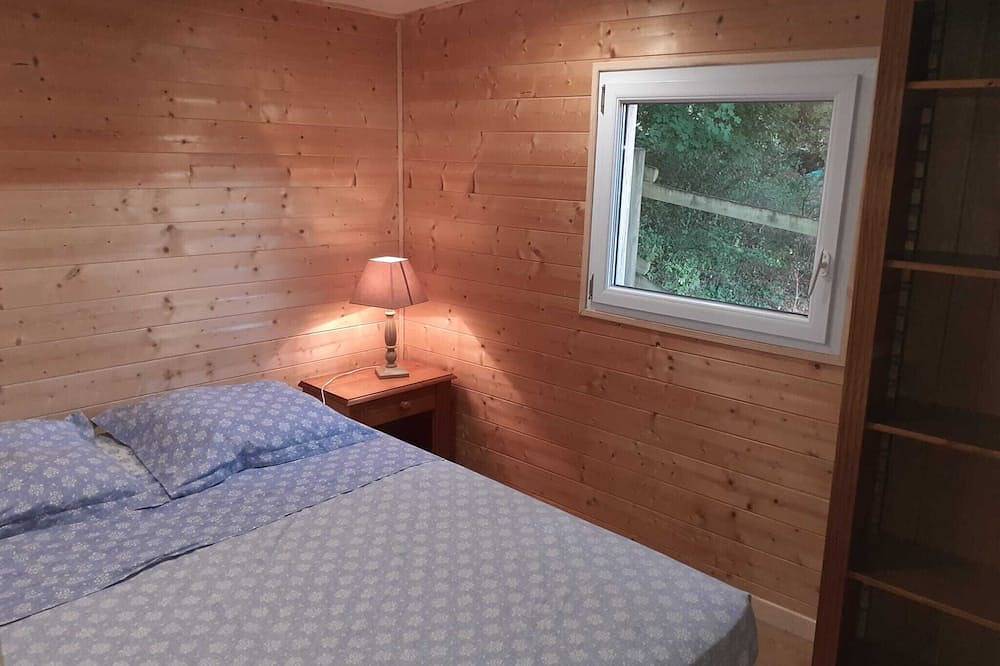 Mobil Home Chaleureux in Chailley, Région d'Auxerre