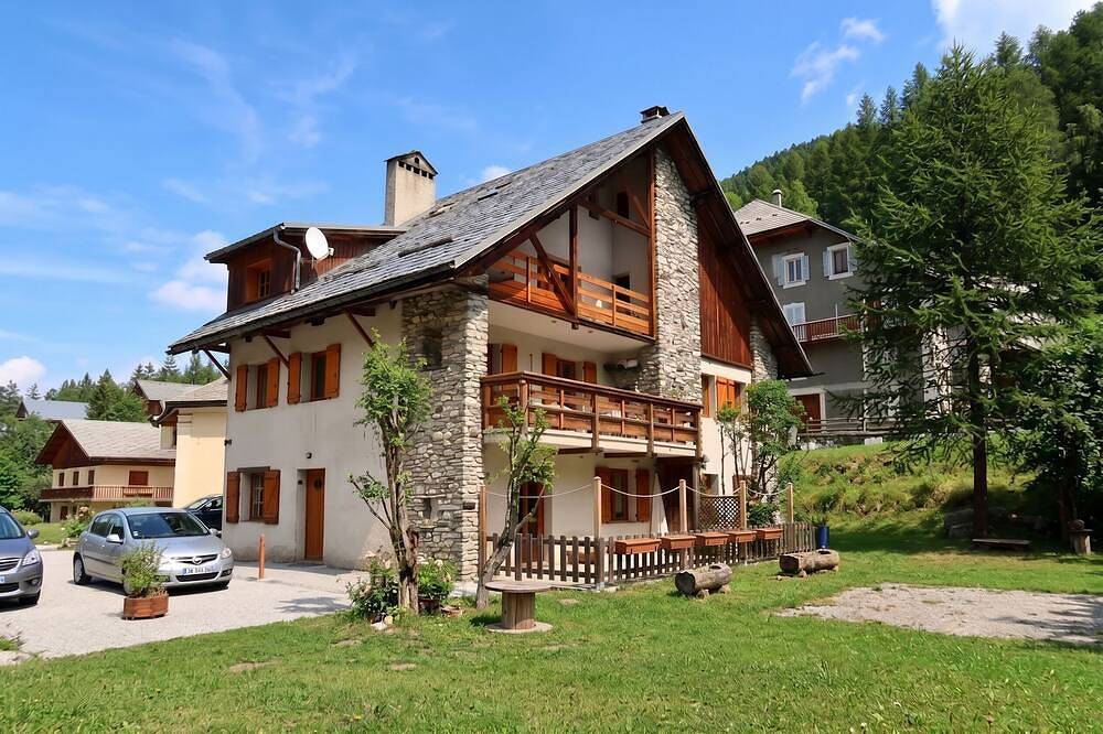 Appartement entier, Casa-Le Toussiard apart dans chalet St-Véran 4-6p in Saint-Véran, Queyras