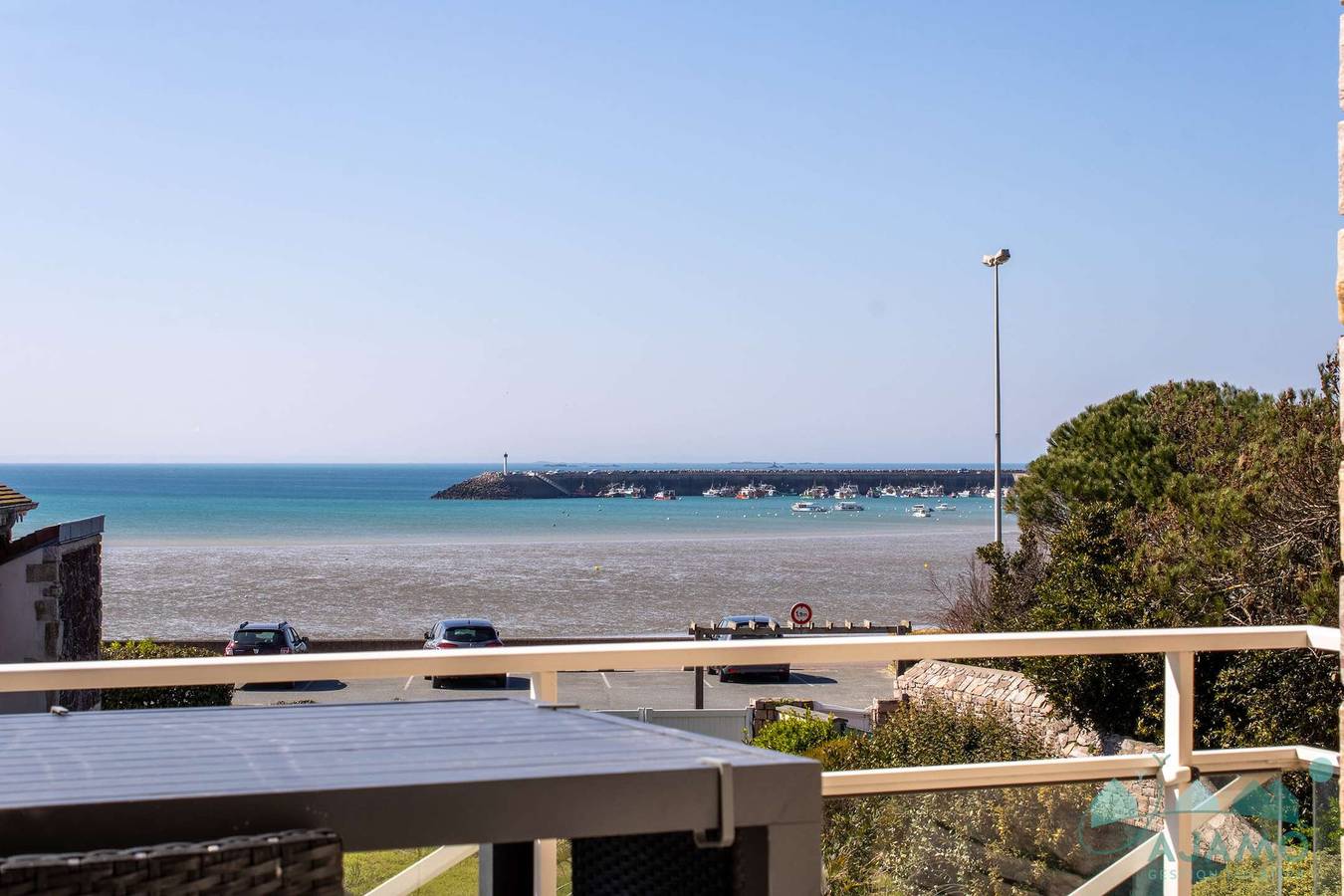 Entire holiday apartment, 535 - Appartement T2 avec magnifique vue mer in Erquy, Côte d’Émeraude