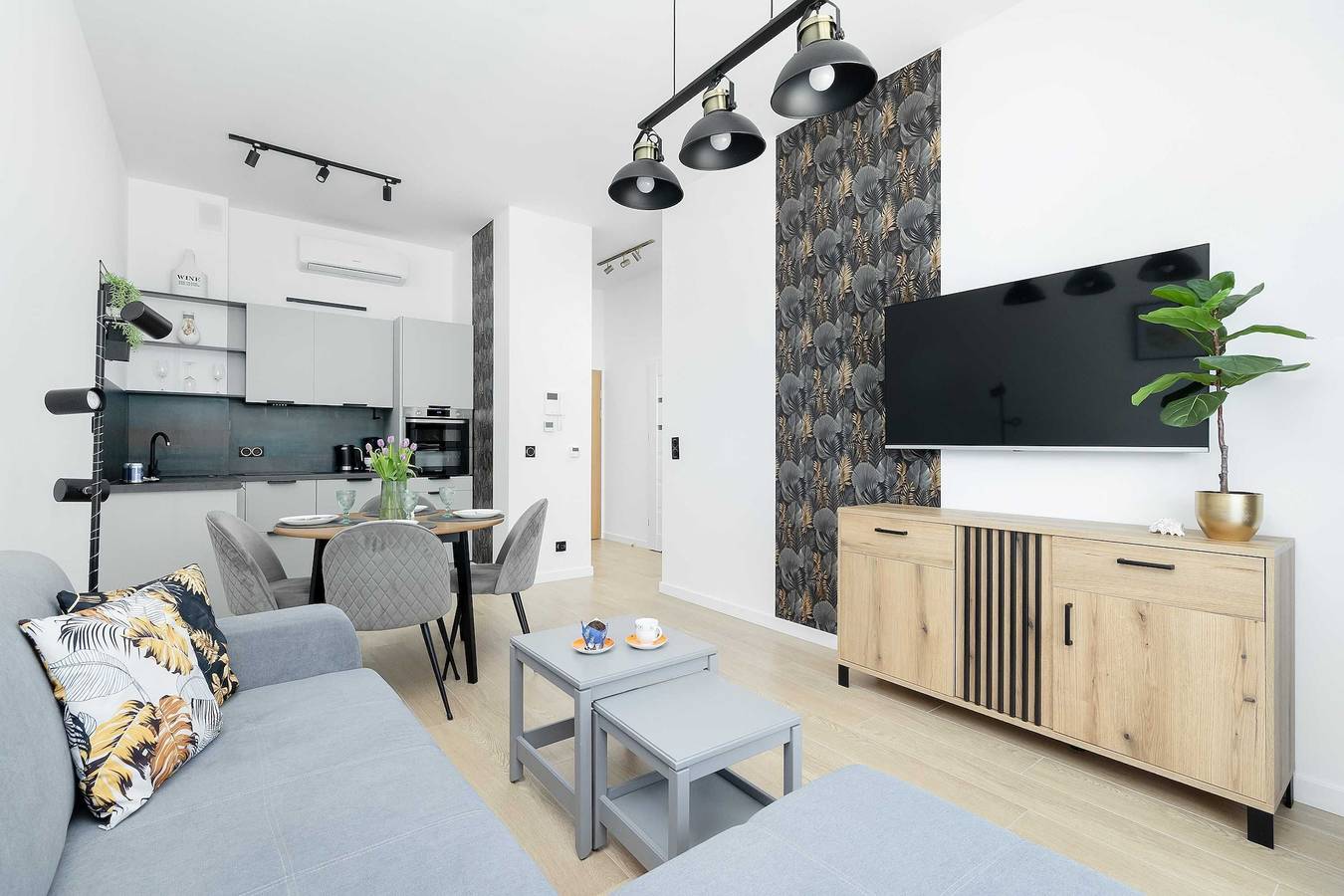 Entire apartment, Mrze yno Nadmorska 7F Modern Apartment Parking in Mrzeżyno, Powiat gryficki