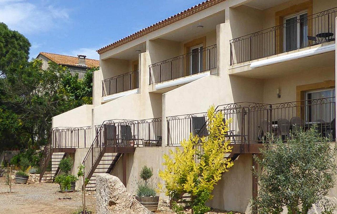 Ganze Ferienwohnung, Gemütliche 2-Zimmer-Wohnung mit Pool, in der Nähe des Flusses und des Stadtzentrums in Mirepeisset in Sallèles-d'Aude, Mittelmeerküste (Frankreich)
