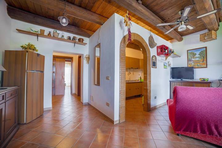 Location de vacances pour 6 personnes, avec vue et jardin à Rocca Imperiale - 3