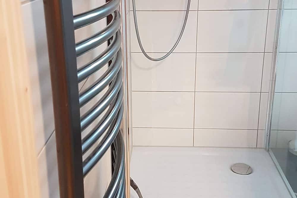 Ganze Wohnung, Gemütliche Ferienwohnung am Schwandter See Ferienwohnung 2 - Gemütliche in Rosenow, Müritz