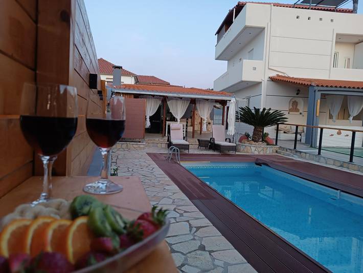 Ferienwohnung für 4 Personen, mit Balkon und Garten in Golf von Korinth, Peloponnes
