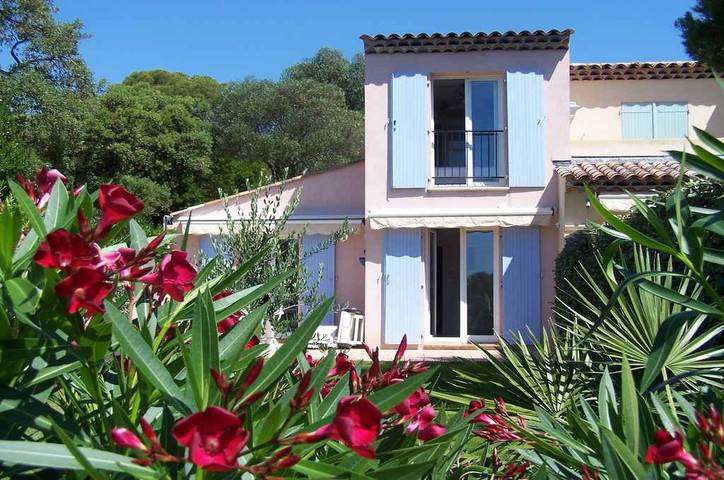 Villa pour 4 personnes, avec Terrasse et Piscine dans Les Issambres
