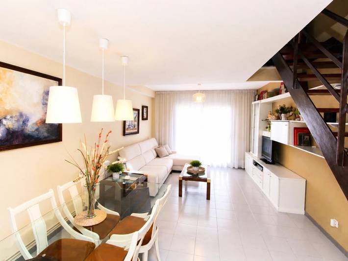 Casa rural para 6 personas, con Balcón y Terraza además de Jardín y Piscina en Vilaseca - 3