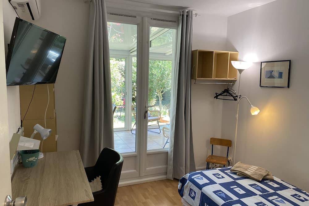 Casa con jardín tranquila hermosa zona verde central de 3 millones<br>mercado de 800m in La Rochelle, Región de La Rochelle