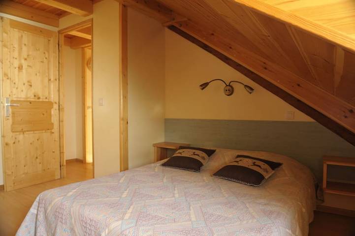 Gîte pour 7 personnes, avec jardin et balcon, animaux acceptés à Ceillac - 4