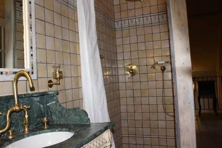 Location de vacances pour 5 personnes, avec jardin ainsi que piscine et terrasse, animaux acceptés à Brison-Saint-Innocent - 4