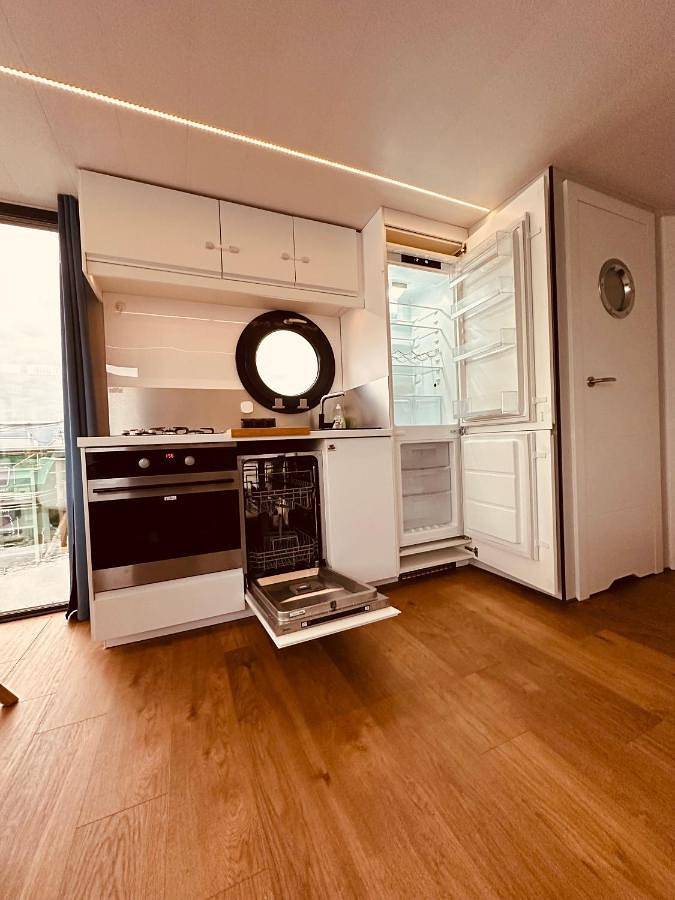 Ferienwohnung für 6 Personen, mit Terrasse und Ausblick sowie Seeblick in Potsdam - 4