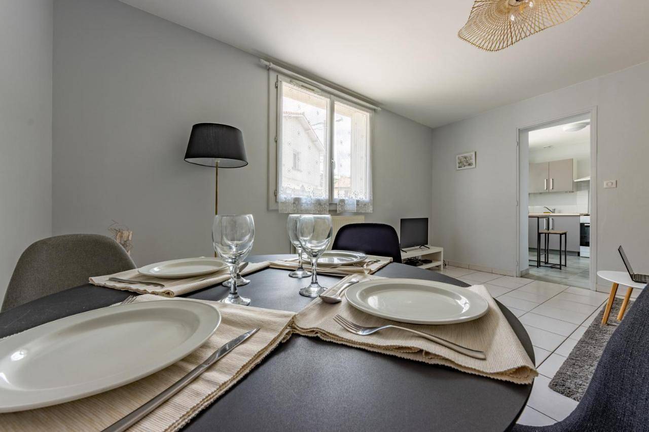 Appartement entier, Two-Bedroom Apartment in Saint-Jory, Toulouse et ses environs