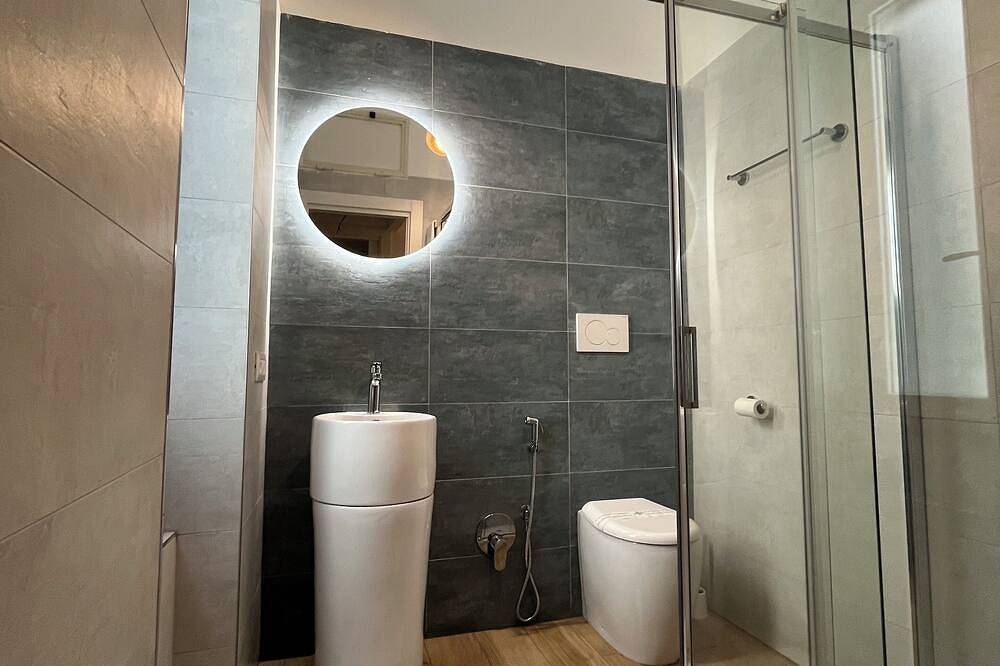 Apartamento entero, Neptune Apartment 10 meters from beach and city center in Nettuno, Provincia de Roma