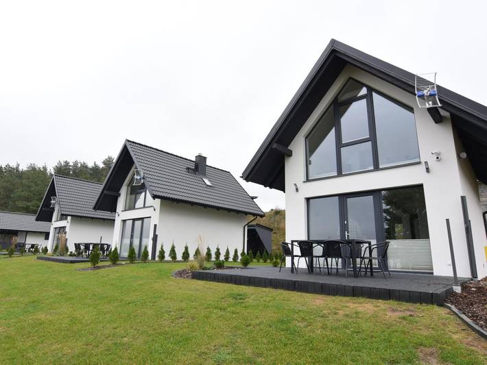 Ferienhaus am Kiedrowickie See mit Boot in Polnische Ostsee