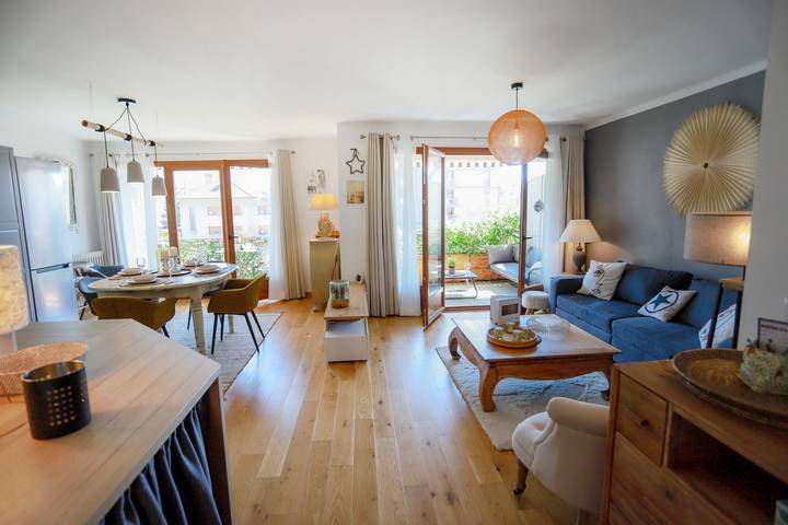 Appartement de vacances pour 4 personnes, avec balcon à Annecy-le-Vieux