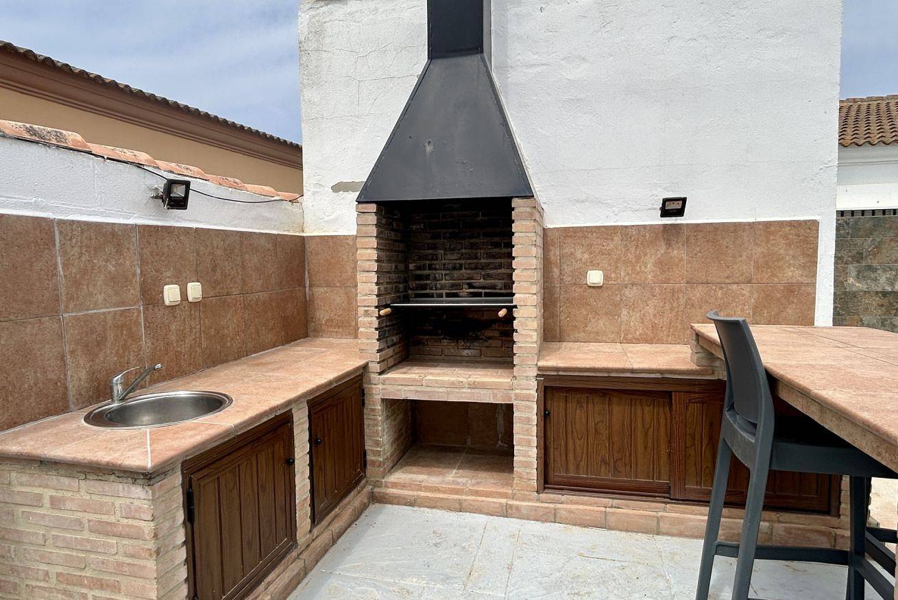 Apartamento entero, ☀️ Chalet Moderno con Piscina Privada y Bbq in Novo Sancti Petri, Chiclana de la Frontera