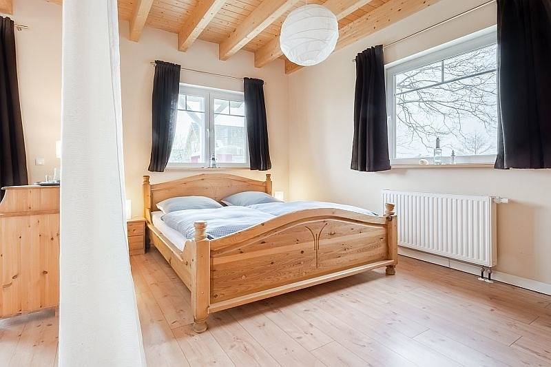 Ganze Ferienwohnung, Ostseegarten Langholz - Ferienwohnung Schwalbe (bis 2 Pers) in Waabs, Rendsburg-Eckernförde