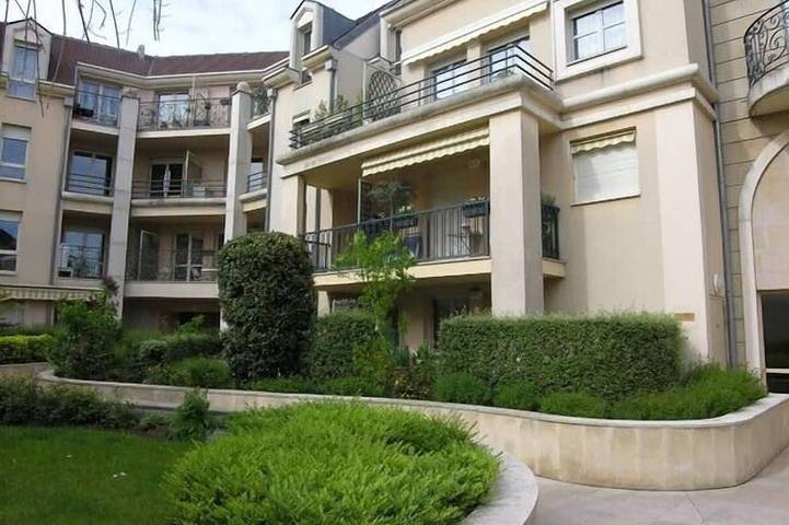 Apartamento de vacaciones para 5 personas, con jardín y piscina - 1