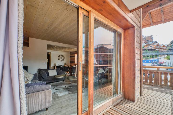 Gîte pour 12 personnes, avec balcon dans Office de Tourisme de l'Alpe d'Huez - 3