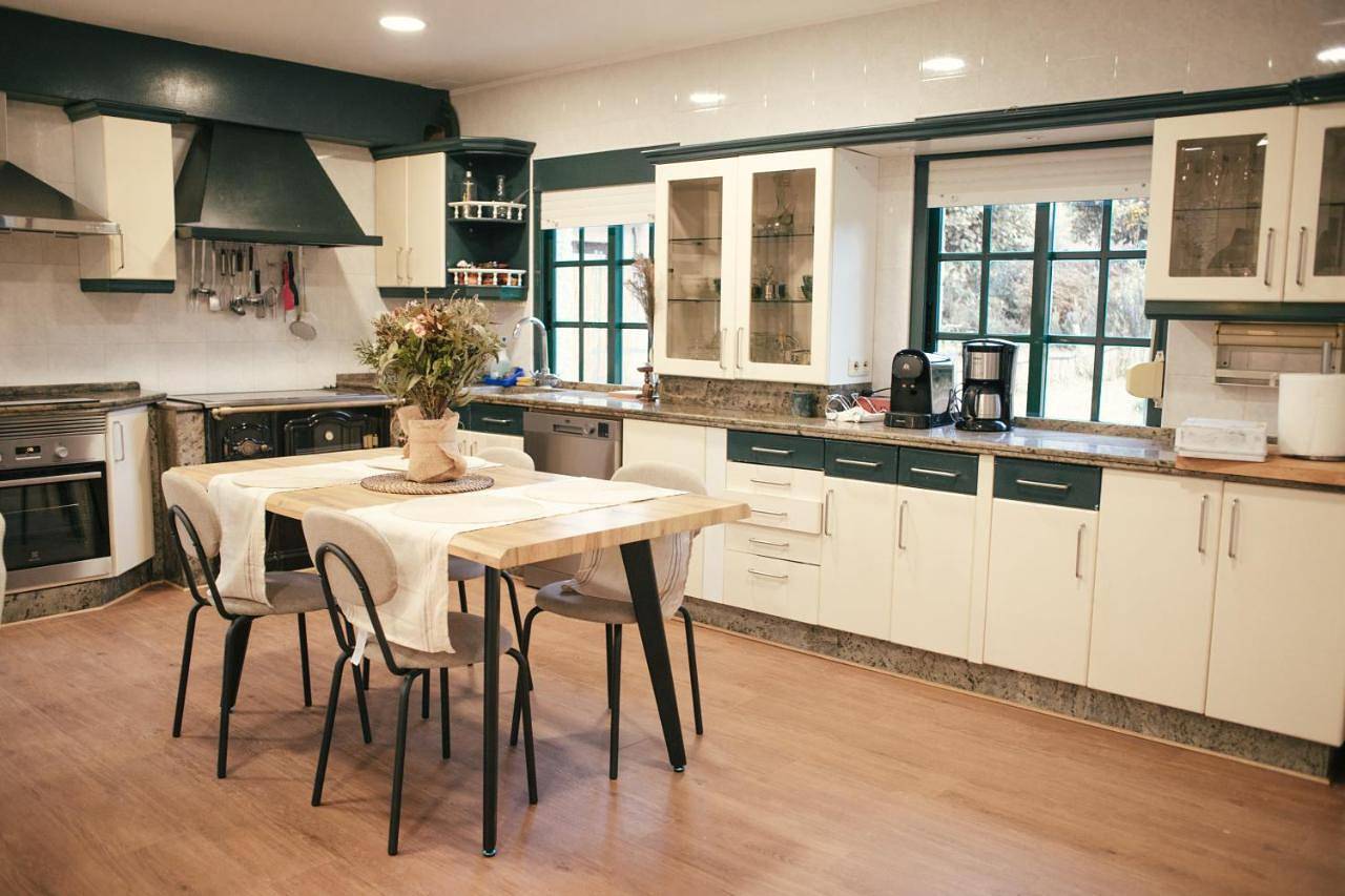 Three-Bedroom Holiday Home in Minho, Costa de Galicia