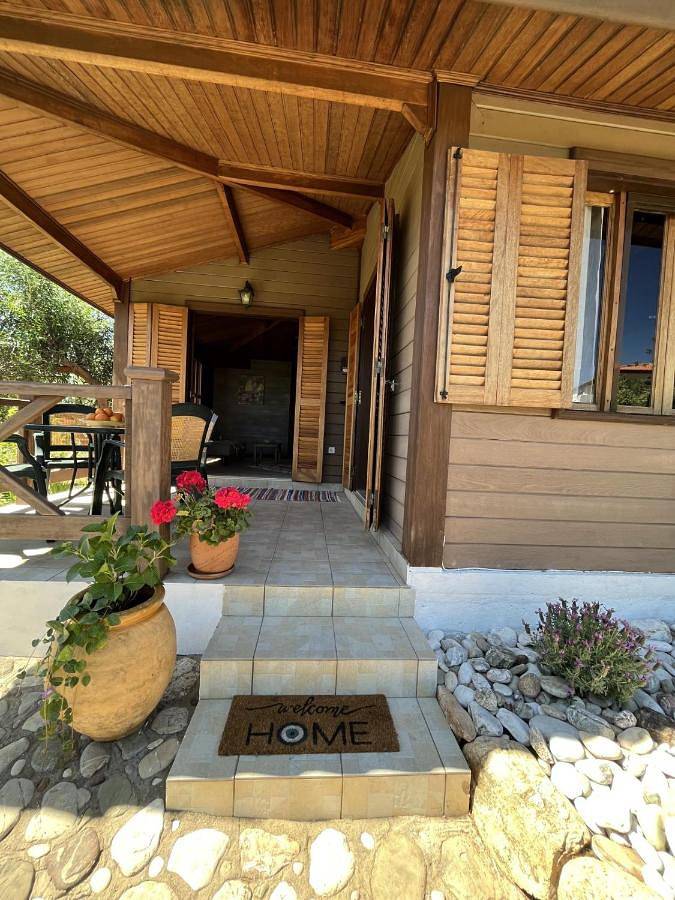 Chambre d’hôte pour 6 personnes, avec jardin ainsi que vue et terrasse, animaux acceptés
