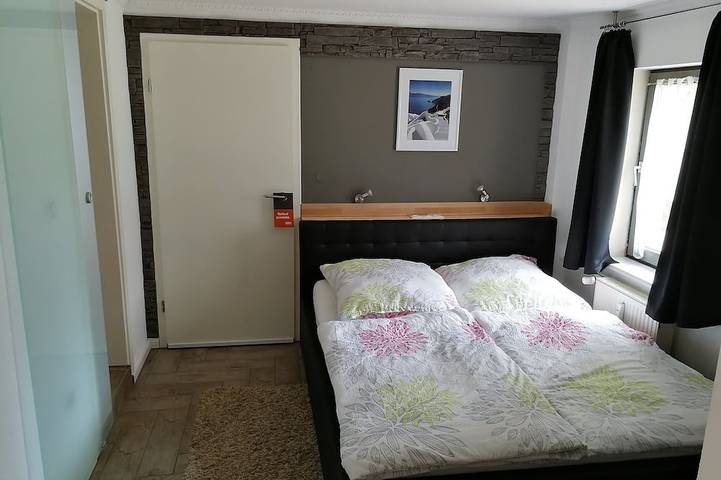 Ferienwohnung für 3 Personen, mit Terrasse und Garten in Wesertal - 2