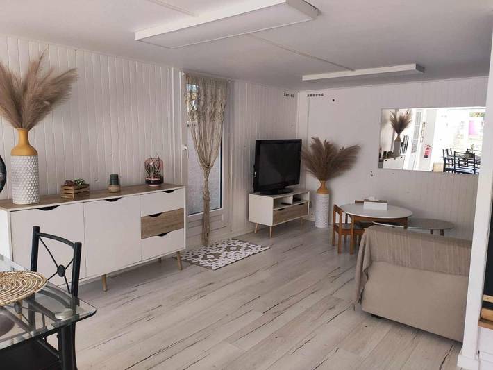 Gîte pour 6 personnes, avec piscine et jardin à Bretenoux - 2