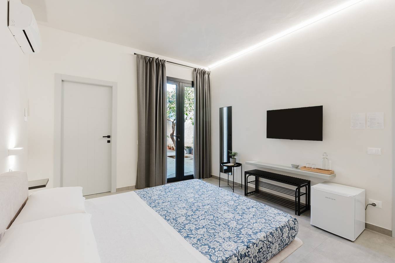 Chambre 'Scirocco' avec Jardin Partagé, Wi-Fi et Climatisation in Marsala, Province de Trapani