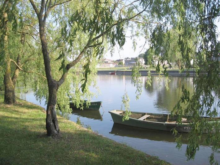 Apartament wakacyjny dla 2 osób, z Taras i Ogród oraz Widok w Augustów