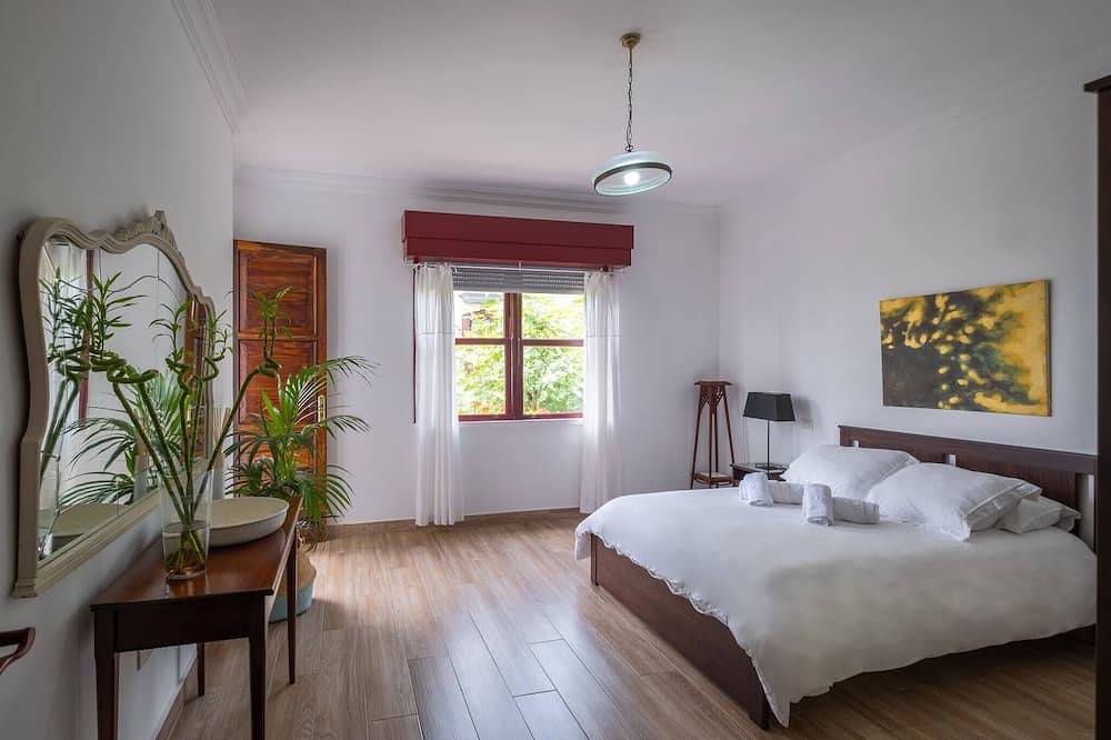 Casa Abuela Toña by Huskalia | city center in Los Llanos, Los Llanos de Aridane