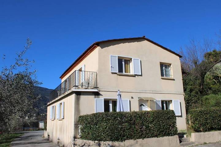 Ferienhaus für 6 Personen, mit Pool und Balkon - 1
