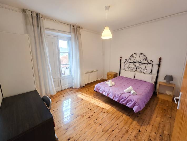 Appartement entier, Appartement spacieux à Bellver de Cerdanya 150 m² avec balcon in Bellver de Cerdanya, Pyrénées catalanes