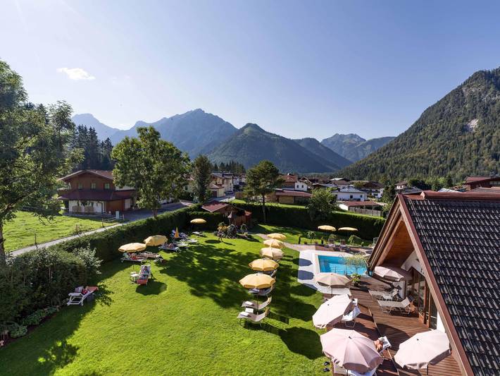 Hotel für 2 Personen, mit Whirlpool und Garten sowie Pool, kinderfreundlich in Eben am Achensee - 4