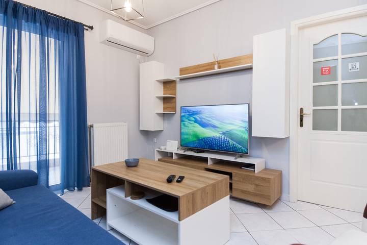 Appartement entier, Appartement de vacances pour 5 personnes avec jardin in Section centrale d'Athènes, Zográfou