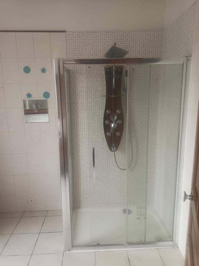 Double Room in Pierrelaye, Val-d'Oise