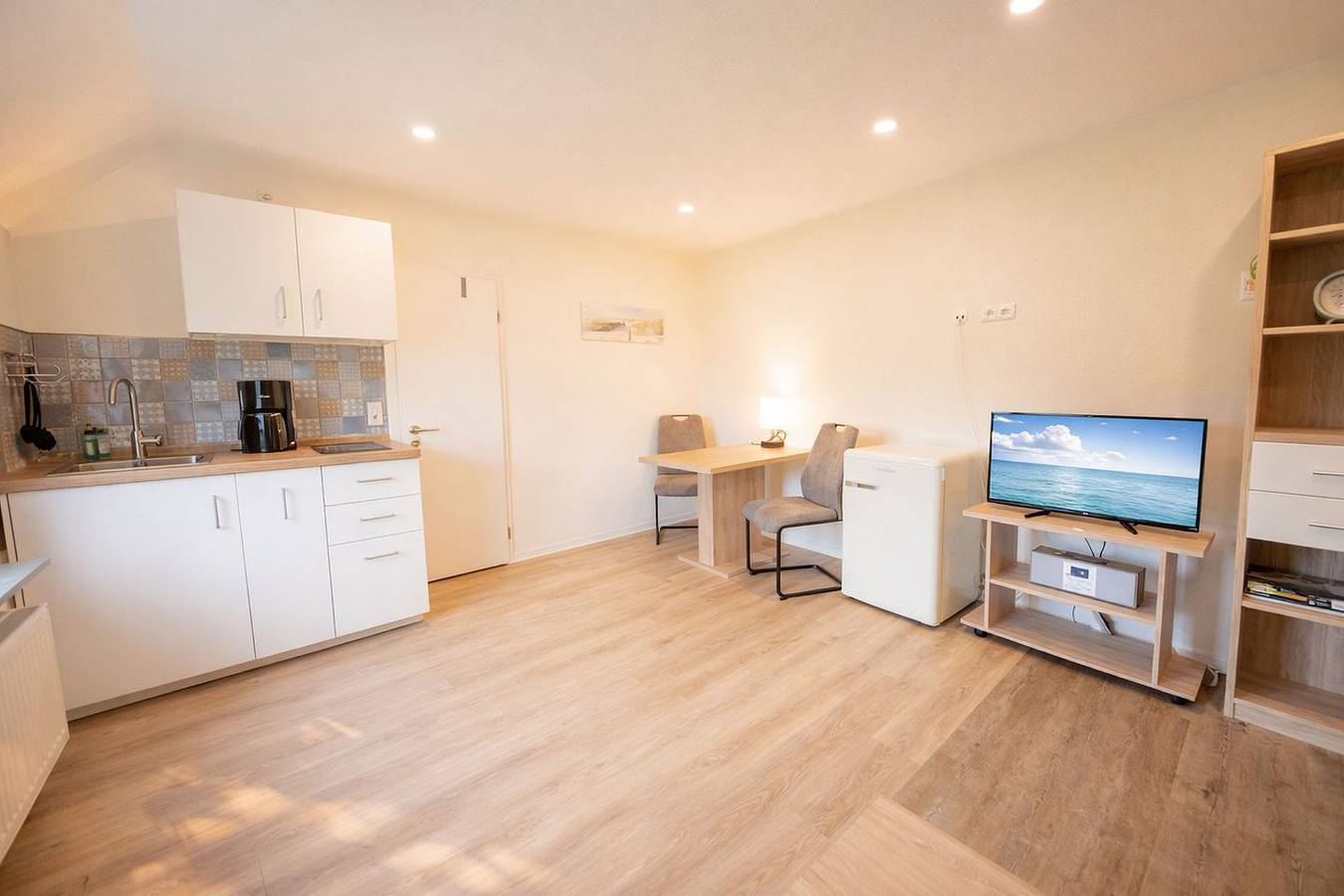 Ganze Wohnung, Ebenerdiges Ferienapartment in Schillig, nahe am Strand mit Wlan in Schillig, Wangerland