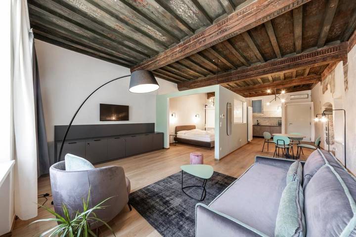 Loft per 4 persone, con Balcone e Panorama a Bolzano