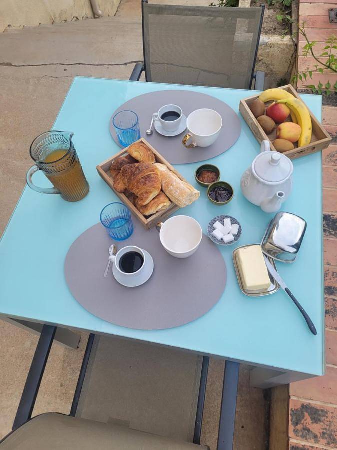 Chambre d’hôte pour 2 personnes, avec terrasse et vue à Lorgues - 4