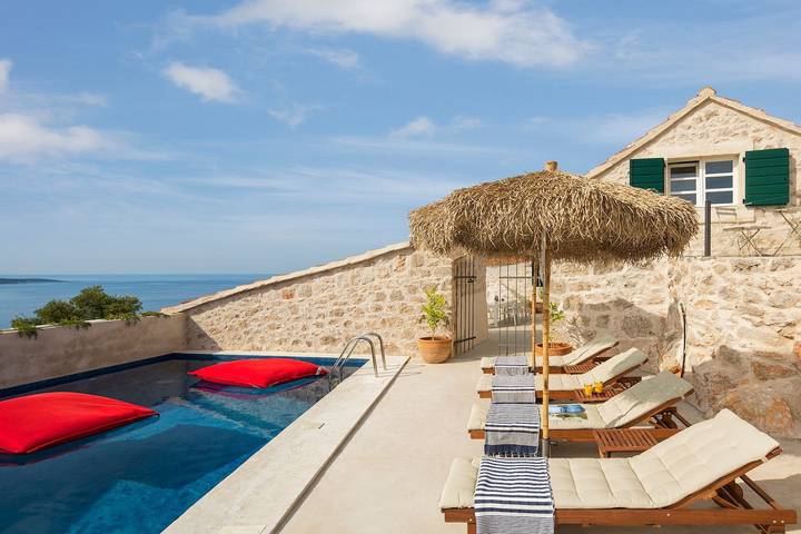 Ferienhaus für 10 Personen, mit Pool