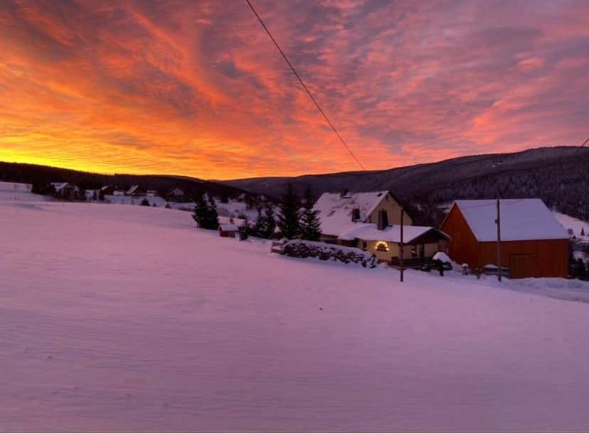 Ganze Wohnung, Morgensonne in Breitenbrunn / Erzgebirge, Erzgebirge