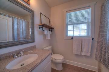 Vacation House for 18 Guests in Emerald Coast, Gulf County, Picture 2