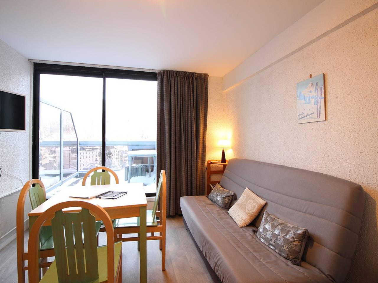 Entire studio, Studio with balcony in Mont Dore, for 4 people in Mont-Dore, Volcans d'Auvergne Regional Nature Park