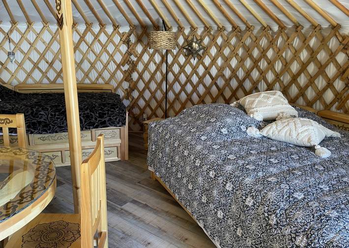 Yourte pour 3 personnes, avec terrasse en Bourgogne - 2