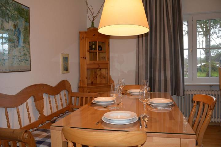 Ganze Wohnung, Ferienwohnung für 4 Personen im Eg mit großem Garten in Nordfriesische Inseln (Schleswig-Holstein) (Schleswig-Holstein), Nebel