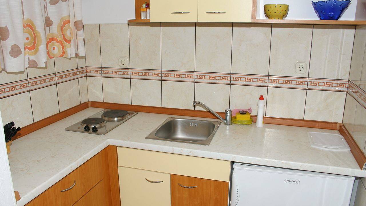 Ganze Ferienwohnung, Ferienwohnung für 4 Personen (39 m²) in Zaostrog in Zaostrog, Makarska Riviera
