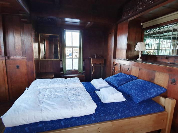 Historisches Hausboot – Aufenthalt für 7 in Naarden, Nordholland
