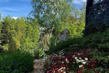 Location de vacances pour 2 personnes, avec jardin à Saint-Cyr-les-Champagnes