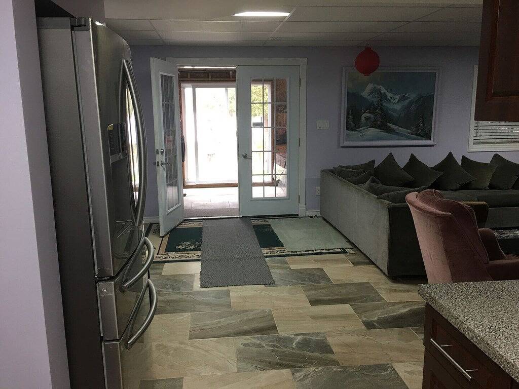 Unteres Ferienhaus Am Kanalsee Zu Vermieten in Kawartha Lakes